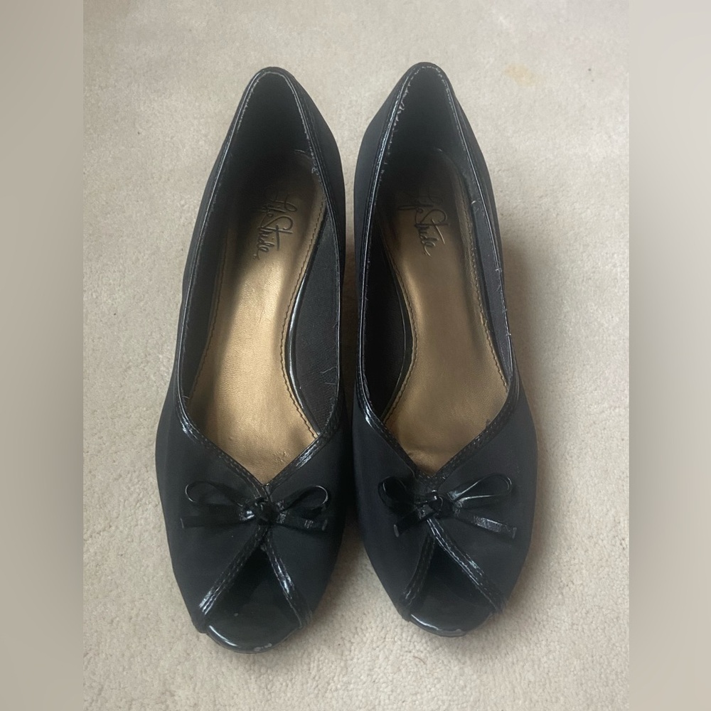 LifeStride Linette size 10 peep toe black heels with bow